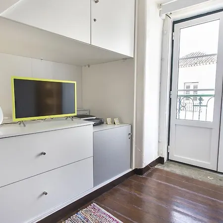 Mouraria Square Apartment *