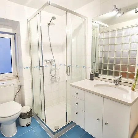 Apartment Mouraria Square Lisbon
